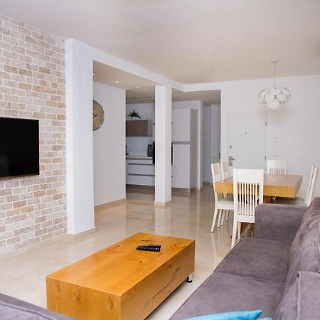 Apartments4you Etsel Bat Yam Dış mekan fotoğraf