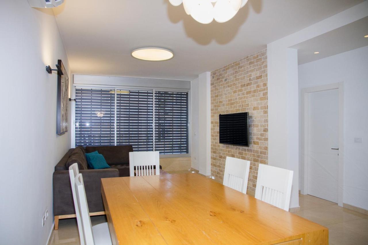 Apartments4you Etsel Bat Yam Dış mekan fotoğraf